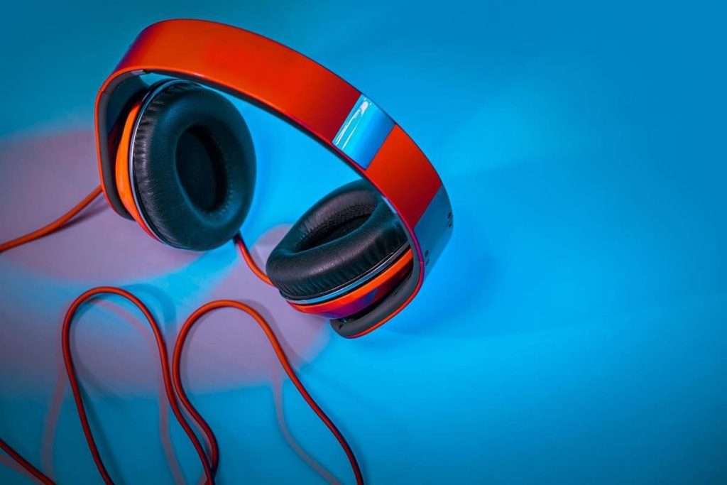 Cuffie: con filo o senza?