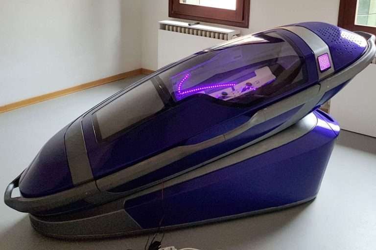 Scopri di più sull'articolo La Suicide Capsule di Futurama adesso è reale: limiti e dilemmi etici in Europa 