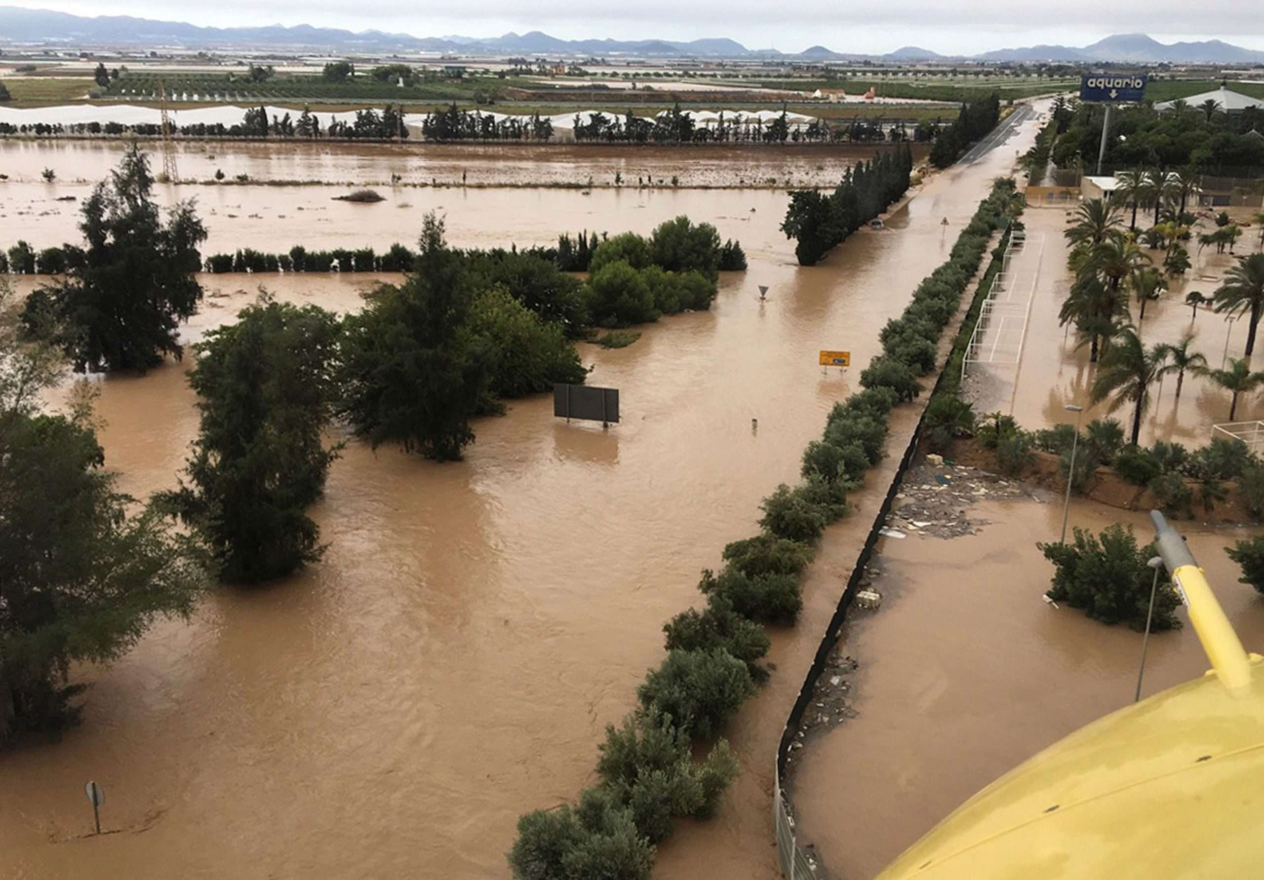 Scopri di più sull'articolo Alluvioni da DANA: la Spagna andava lavata ma qualcuno ha lasciato l’acqua aperta