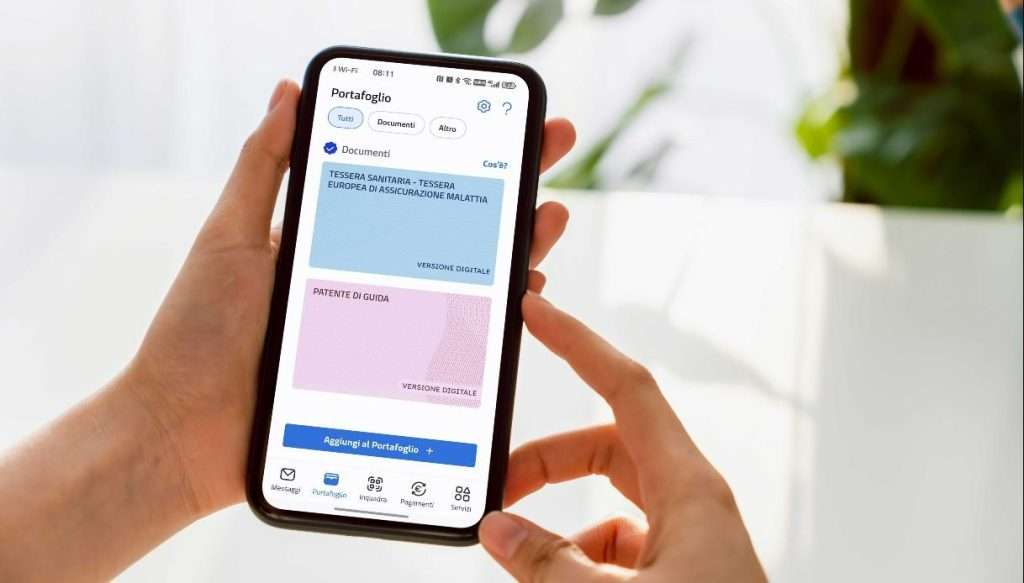 Da oggi in Italia arriva IT-Wallet, il portafogli digitale