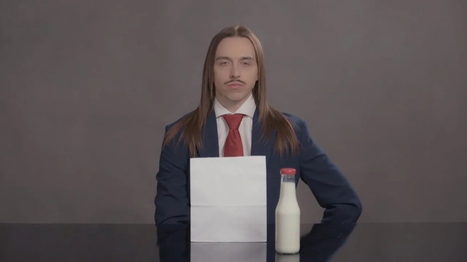 Scopri di più sull'articolo Espresso Macchiato per Tommy Cash: le polemiche degli italiani