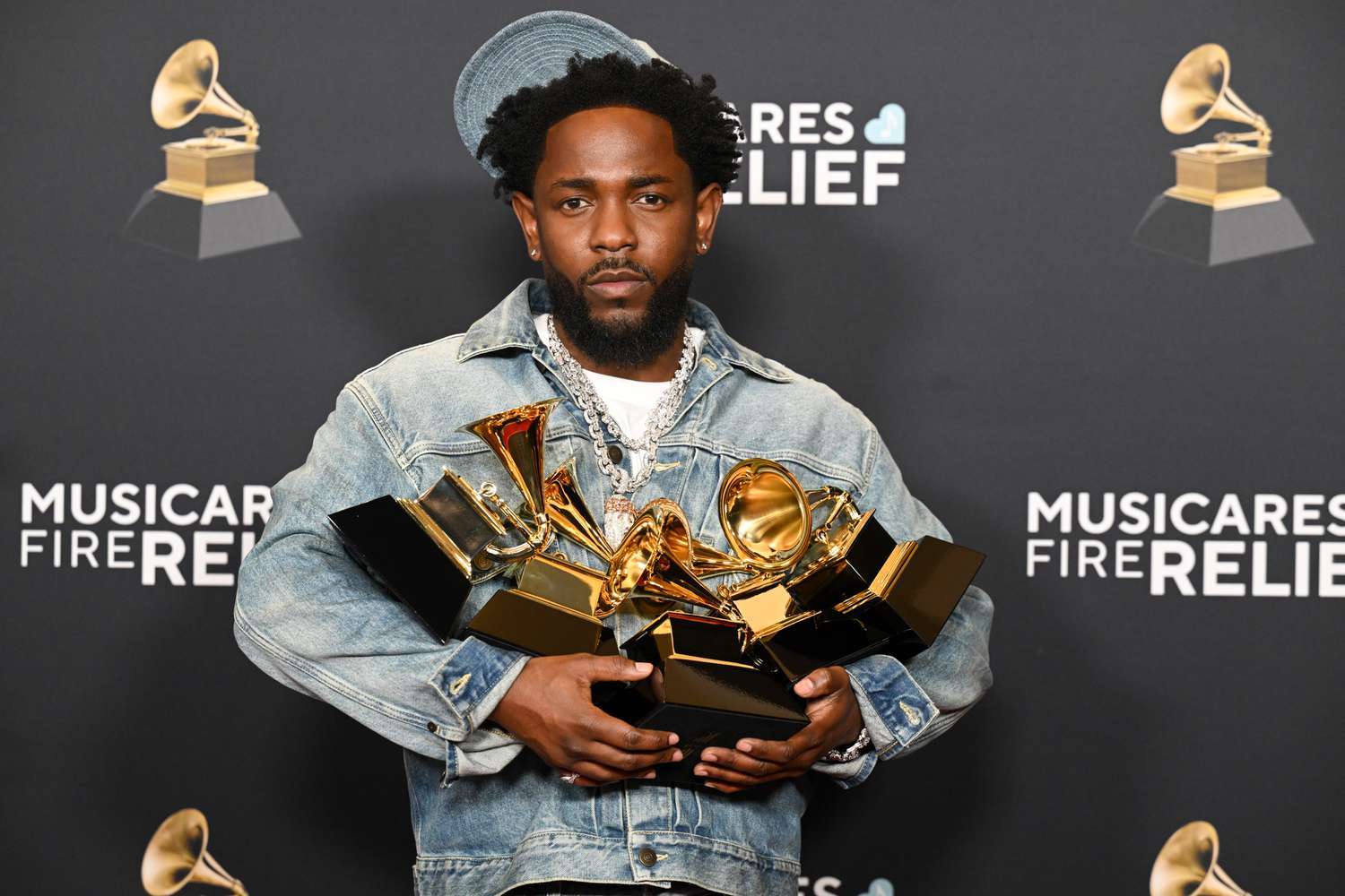 Scopri di più sull'articolo Kendrick Lamar piglia tutto ai Grammy 2025: cinque premi e un bel dissing