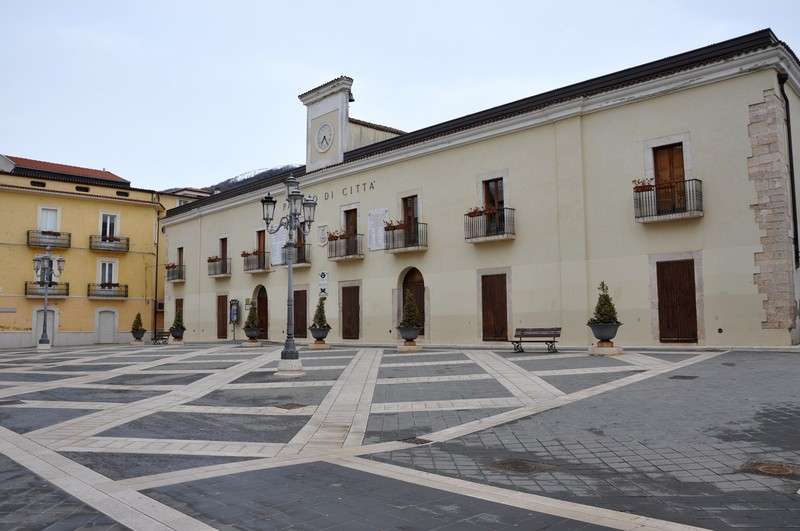 San Giovanni Rotondo revoca la cittadinanza onoraria a Mussolini