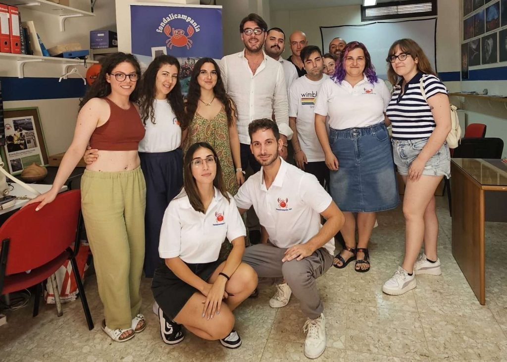 YPO x Fondalicampania: giornalismo, satira e meme con un pizzico di salsedine