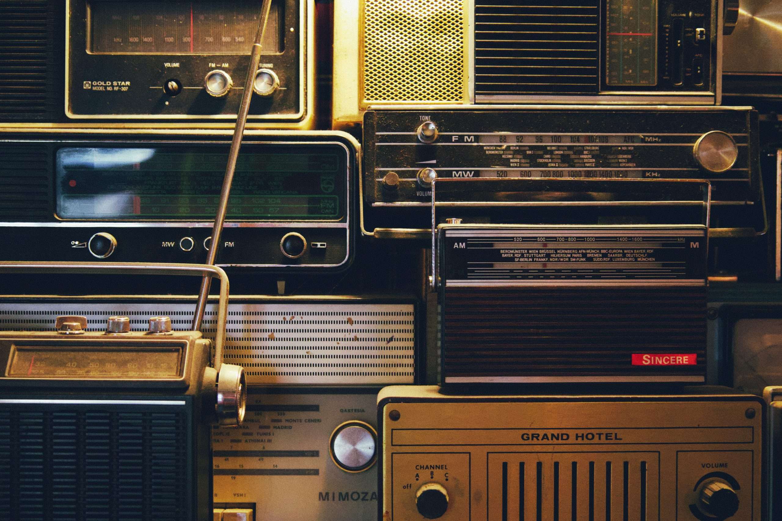 Scopri di più sull'articolo F2RadioLab si prepara al FRU 2026: il Festival delle Radio Universitarie sarà a Napoli!