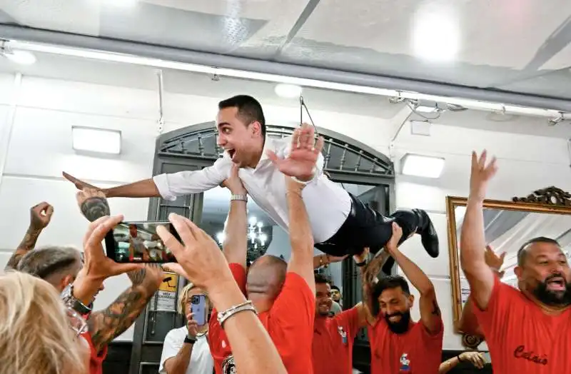 Fallimenti: Di Maio professore onorario 